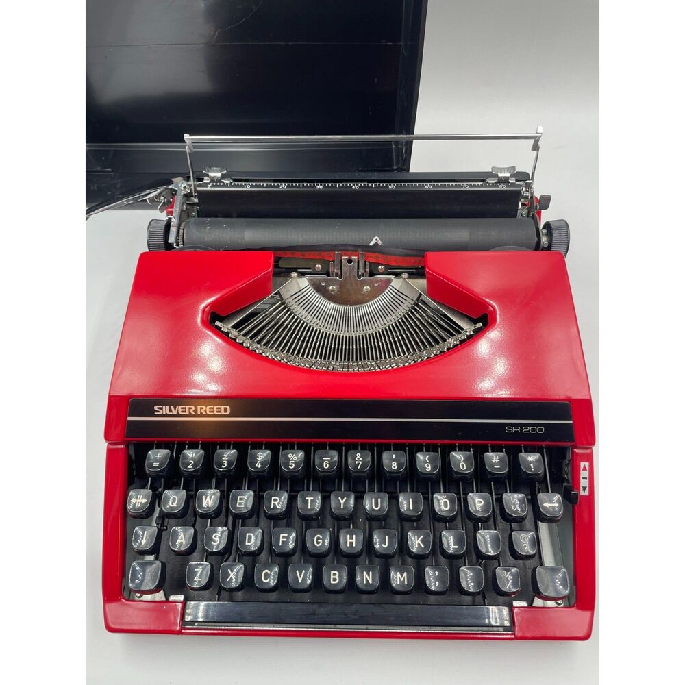 Vintage Red Silver Reed SR 20 Portable Typewriter – Deep Cleaned & Working READ